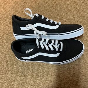 Worn twice, great condition🥰